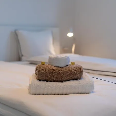 Lavender Tree - Luxury