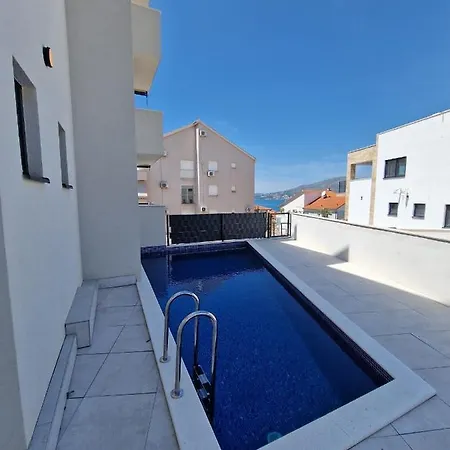 Lavender Tree - Luxury Apartamento