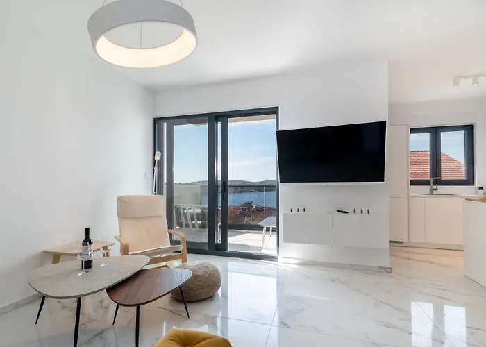 Lavender Tree - Luxury 公寓 特罗吉尔