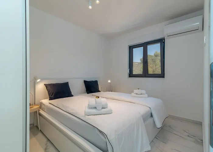 Lavender Tree - Luxury *