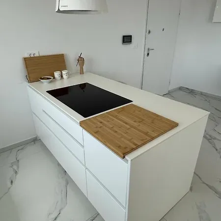 شقة Lavender Tree - Luxury تروغير