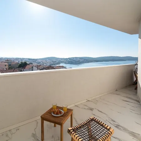 Lavender Tree - Luxury شقة