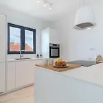 Lavender Tree - Luxury Apartman