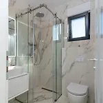 Lavender Tree - Luxury Apartman