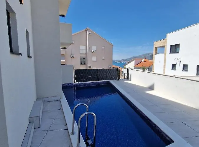 Lavender Tree - Luxury Διαμέρισμα